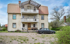 Amazing apartment in Mörlunda with WiFi and 4 Bedrooms